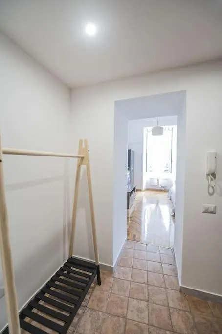 Lovely And New Apartment Near Termini Station Rome Italy